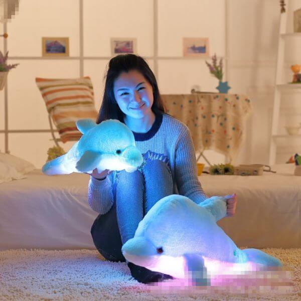 Glow-in-the-Dark Dolphin Plush: A Fun and Eco-Friendly Gift