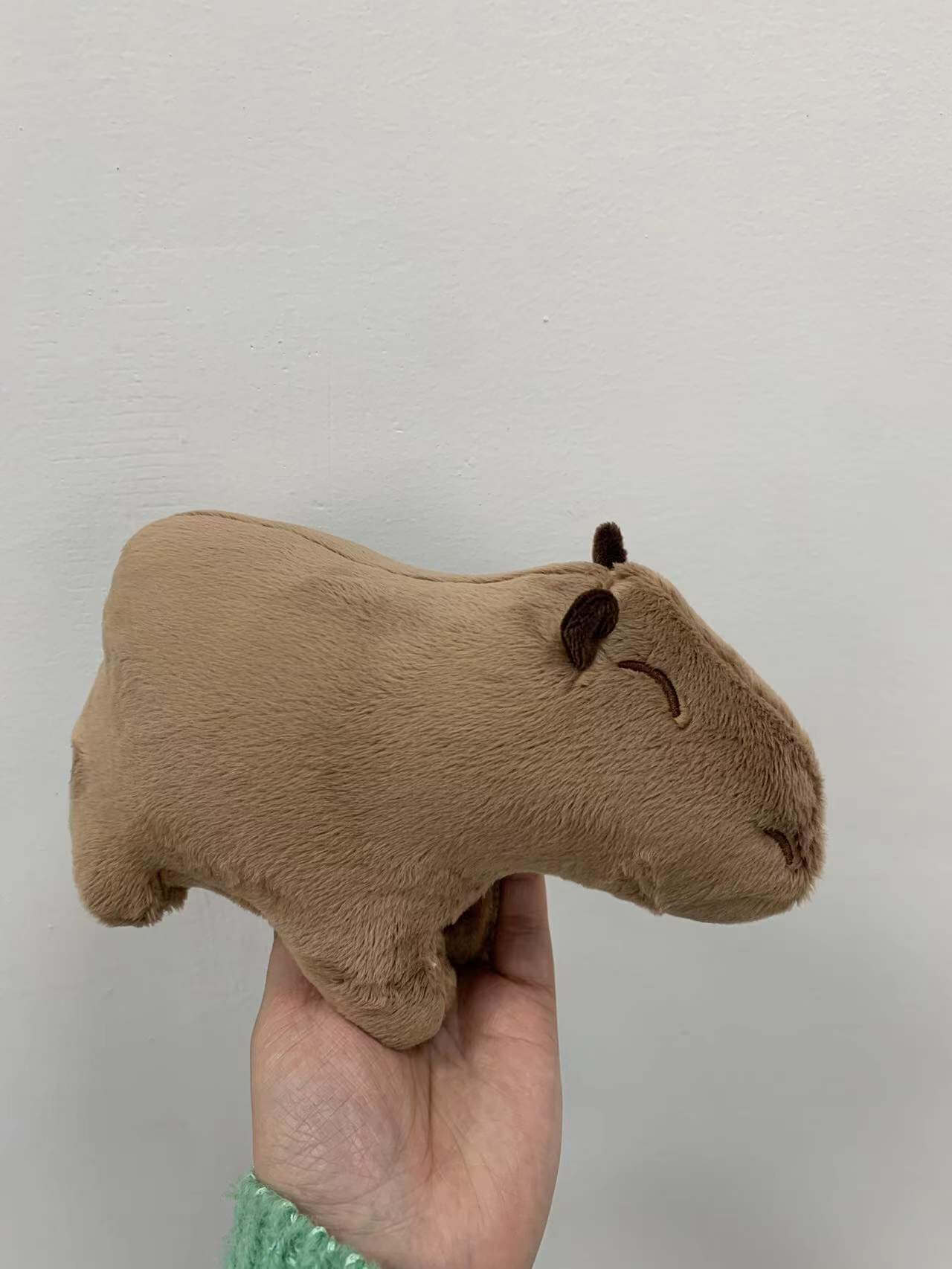 Snuggle Up with the Cutest Capybara Plush Toy - 18cm of Cuddly Fun!